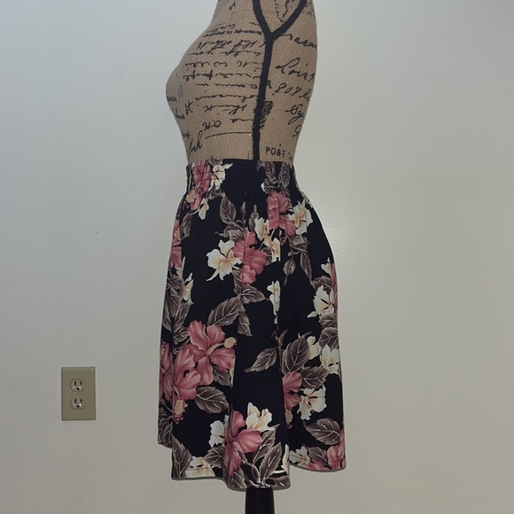 Vintage Floral Hawaiian Culottes Shorts/Skort - Picture 6 of 10